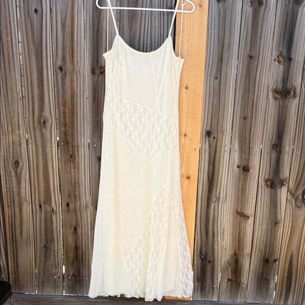Thirty thirty Elegant Cream Lace Maxi Dress